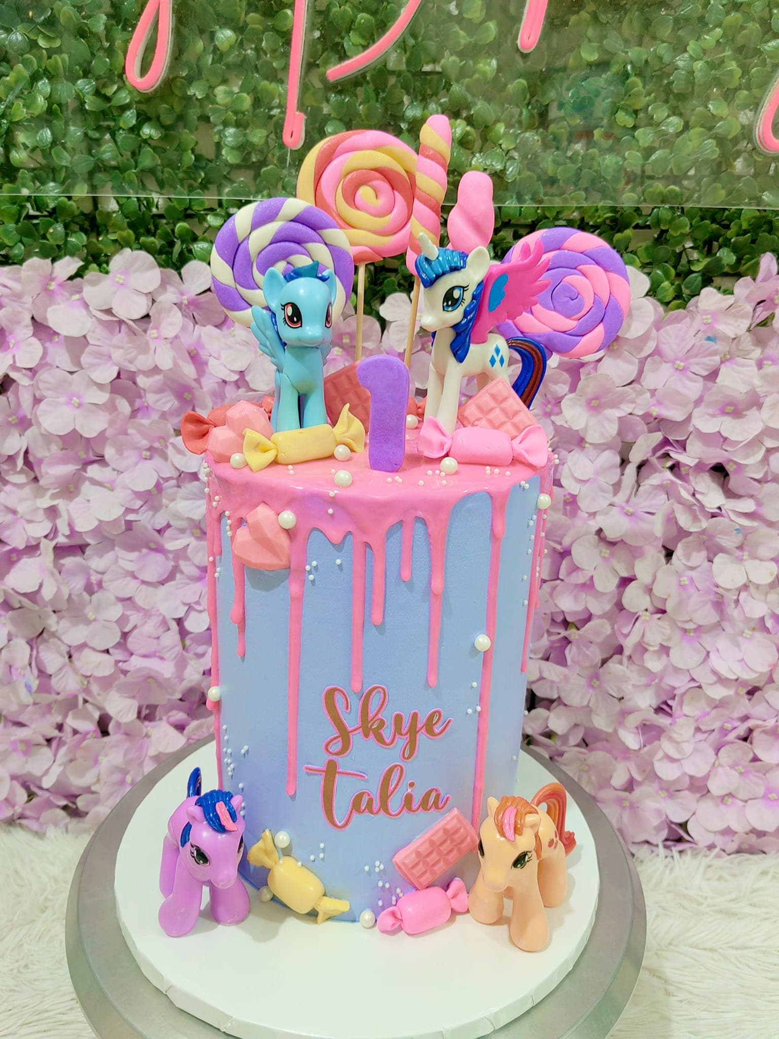 1 tier pony candies